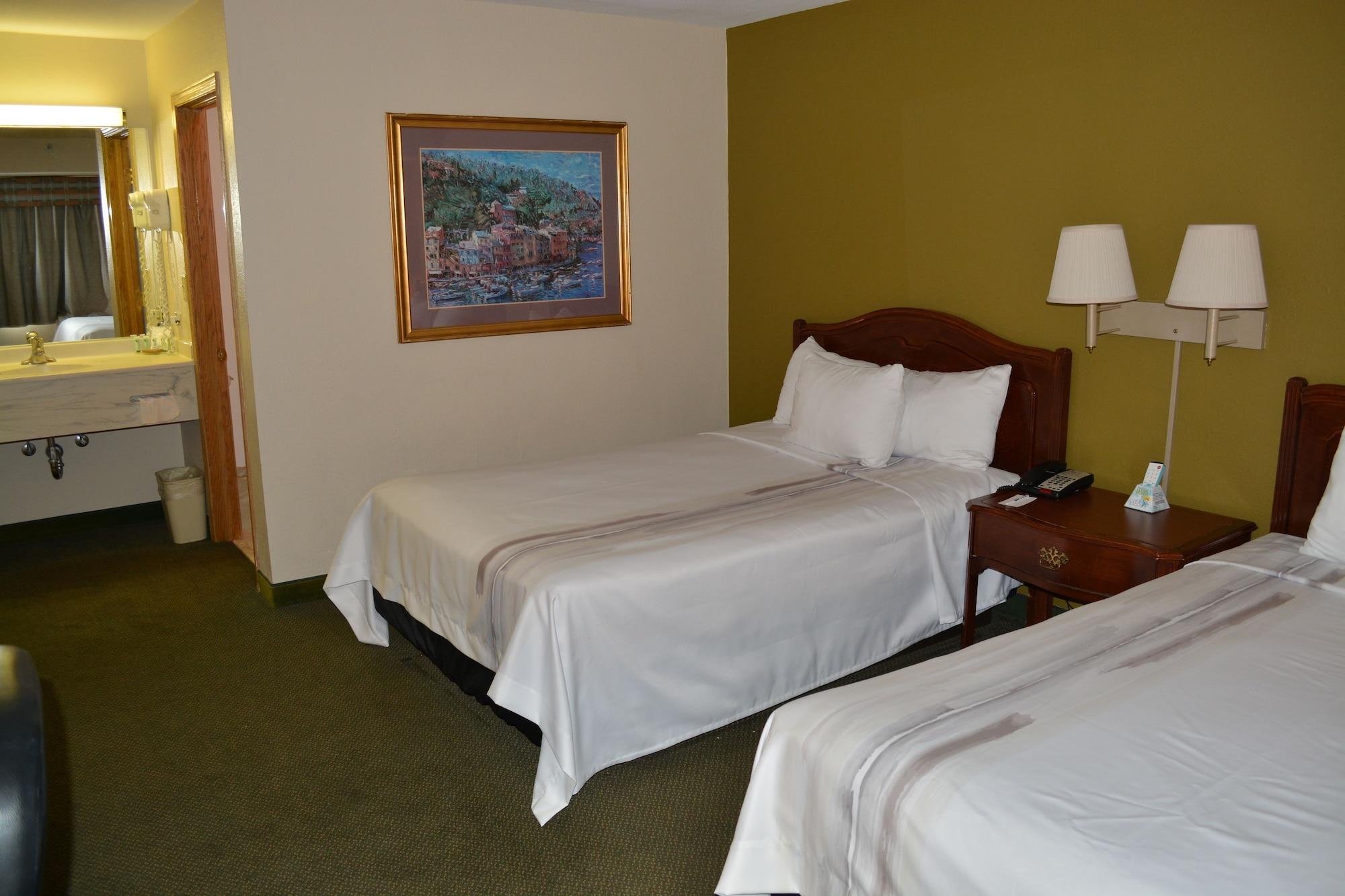 Lake Shore Hotel